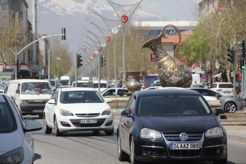 Erzincan’da trafiğe kayıtlı araç sayısı aralık ayı sonu itibarıyla 65 bin 156 oldu
